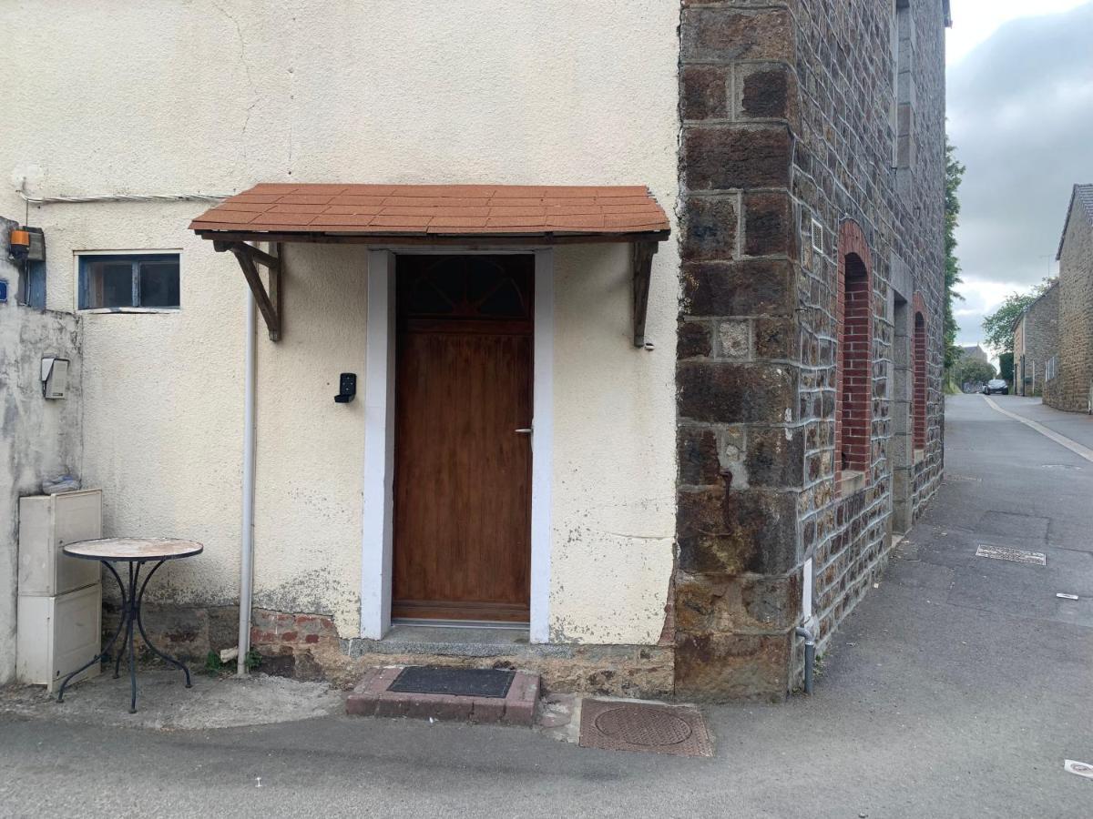 Ducey-Les Cheris Etape Mont Saint Michel St Malo 50220 ภายนอก รูปภาพ